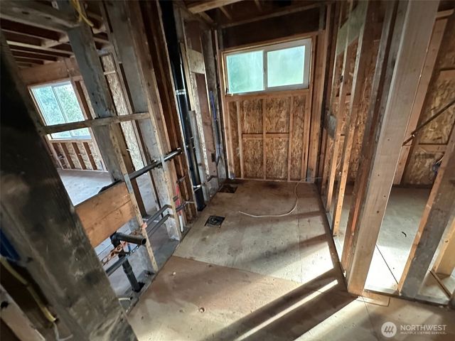 709 15th Avenue SE, Puyallup, WA 98372