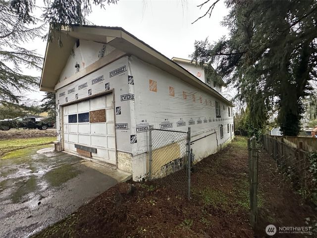 709 15th Avenue SE, Puyallup, WA 98372