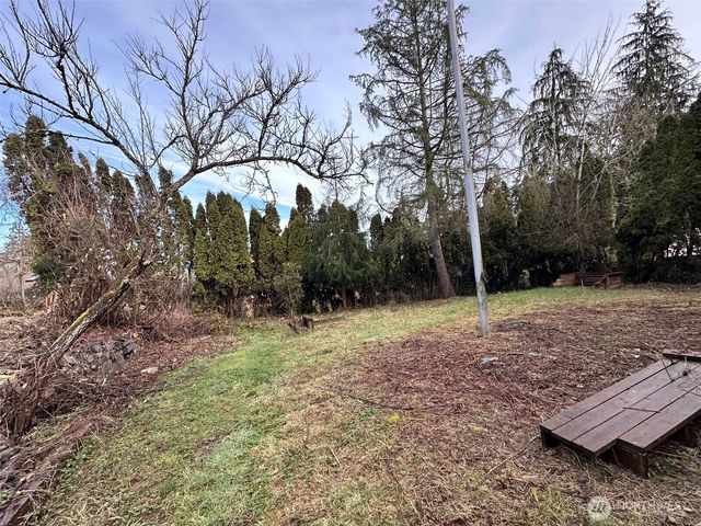 709 15th Avenue SE, Puyallup, WA 98372