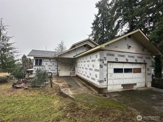 709 15th Avenue SE, Puyallup, WA 98372