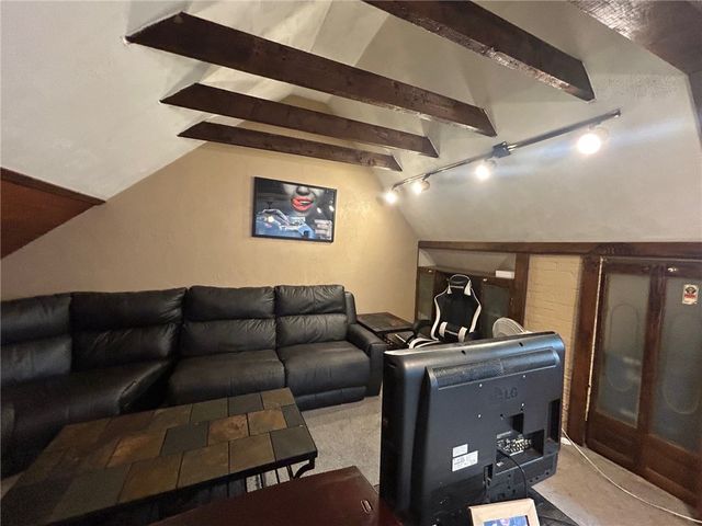 9 Bye Street, North Providence, RI 02911