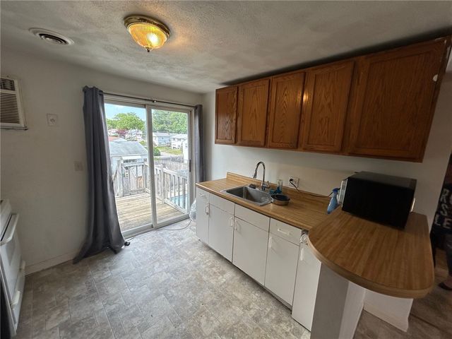 9 Bye Street, North Providence, RI 02911