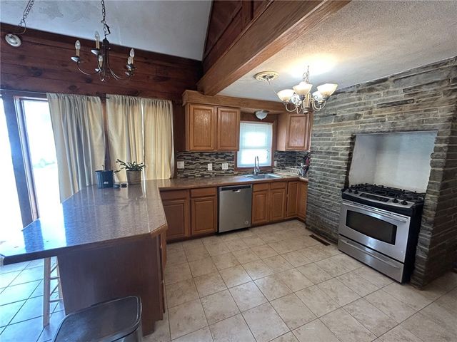 9 Bye Street, North Providence, RI 02911