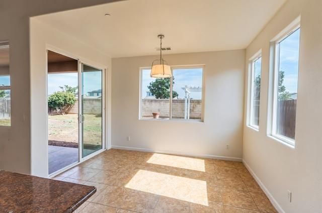 1043 La Jolla Avenue, Clovis, CA 93619