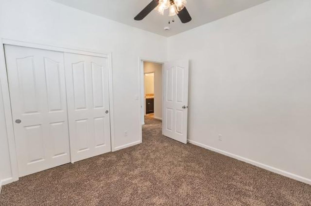 Image 32 of property listing at 1043 La Jolla Avenue, Clovis, CA 93619