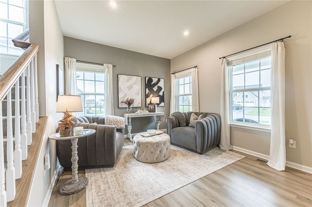 1716 Jasper Drive, Farmington, NY 14425