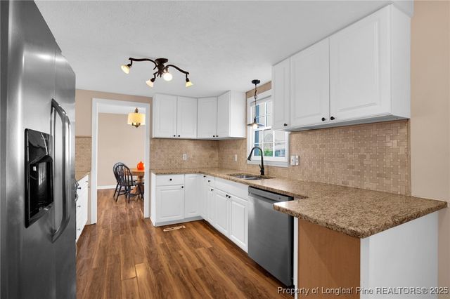 316 W Elwood Avenue, Raeford, NC 28376