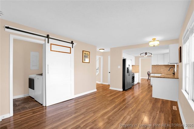 316 W Elwood Avenue, Raeford, NC 28376