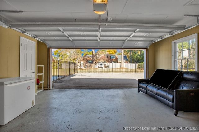 316 W Elwood Avenue, Raeford, NC 28376