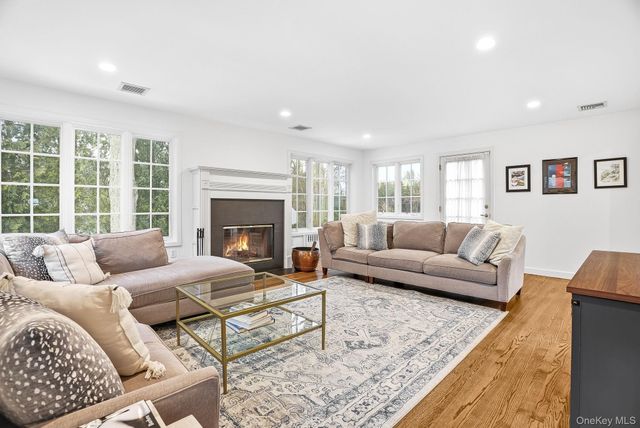 65 Howell Avenue, Larchmont, NY 10538