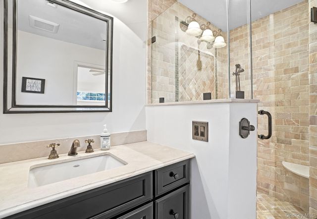 65 Howell Avenue, Larchmont, NY 10538