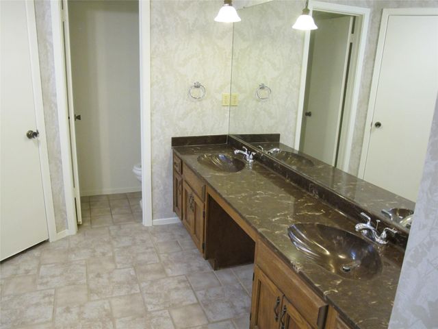 4206 Harcourt DR, Austin, TX 78727