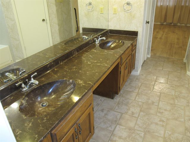 4206 Harcourt DR, Austin, TX 78727