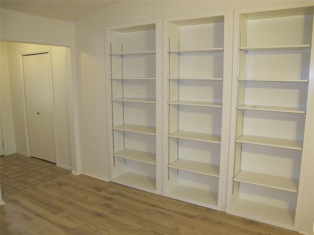 4206 Harcourt DR, Austin, TX 78727