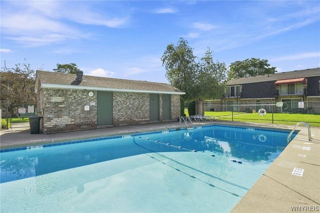 136 Foxberry Drive A, Amherst, NY 14068