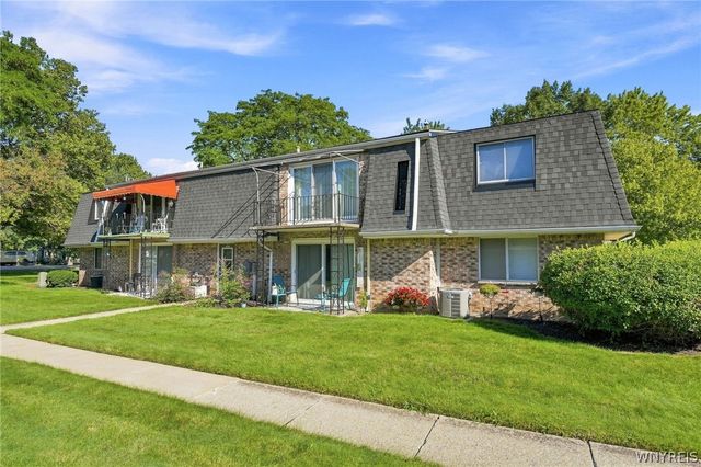136 Foxberry Drive A, Amherst, NY 14068