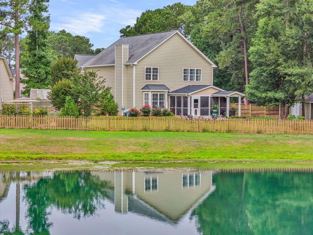 302 Freeland Way, Moncks Corner, SC 29461