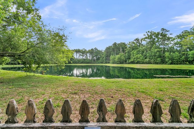 302 Freeland Way, Moncks Corner, SC 29461