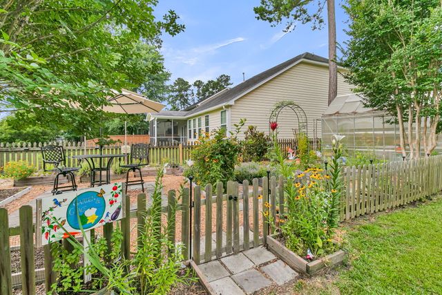 302 Freeland Way, Moncks Corner, SC 29461