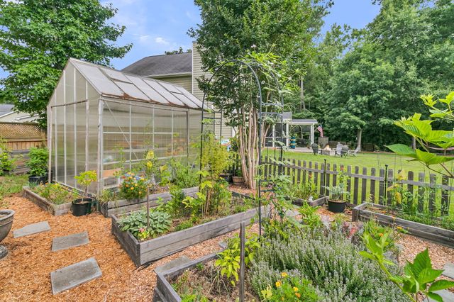 302 Freeland Way, Moncks Corner, SC 29461