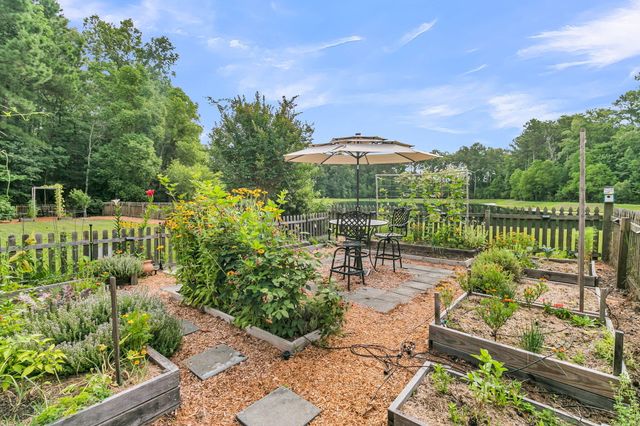 302 Freeland Way, Moncks Corner, SC 29461