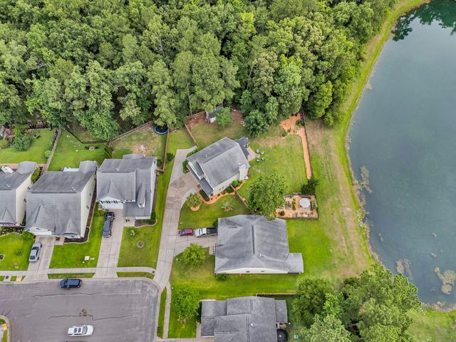 302 Freeland Way, Moncks Corner, SC 29461