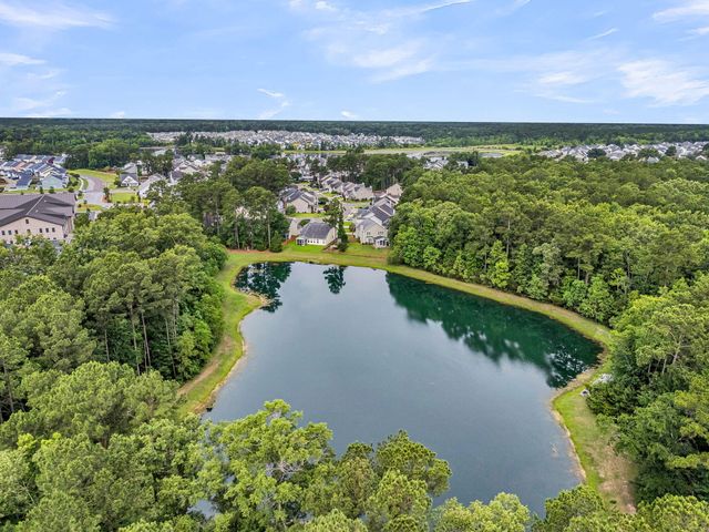 302 Freeland Way, Moncks Corner, SC 29461