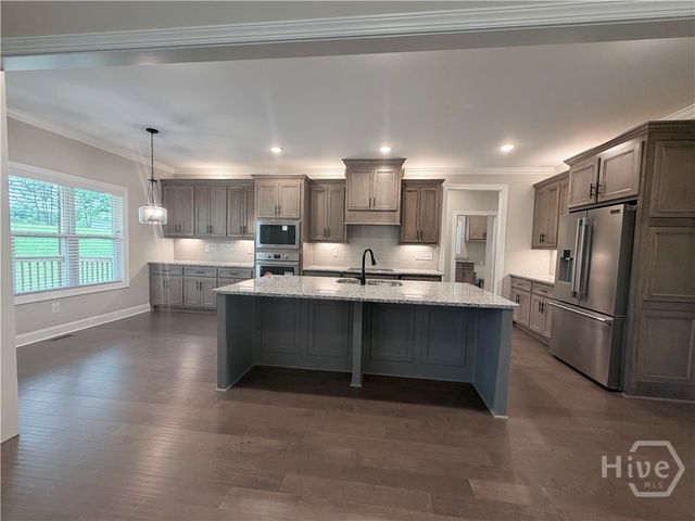 1988 Beebalm Drive, Statham, GA 30666