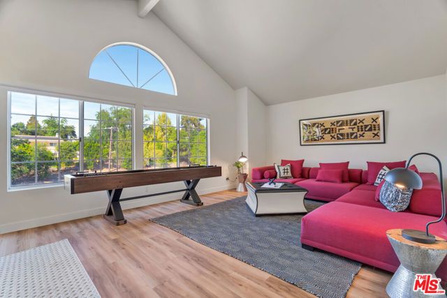 1812 Marview Drive, Thousand Oaks, CA 91362