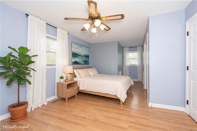 620 Lantern Ridge Drive, Winston-salem, NC 27104