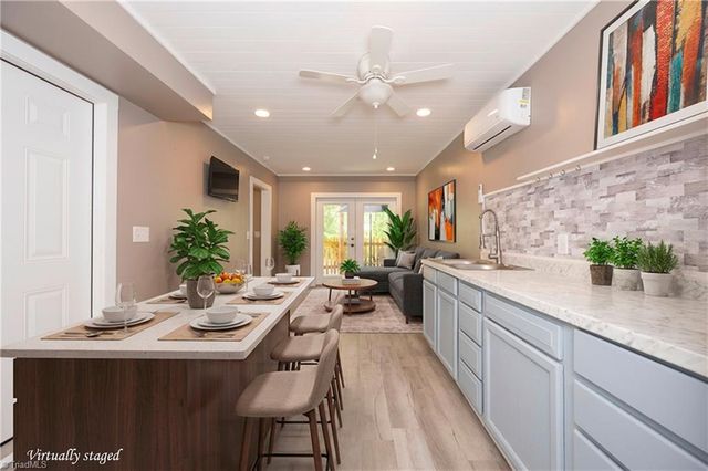 620 Lantern Ridge Drive, Winston-salem, NC 27104