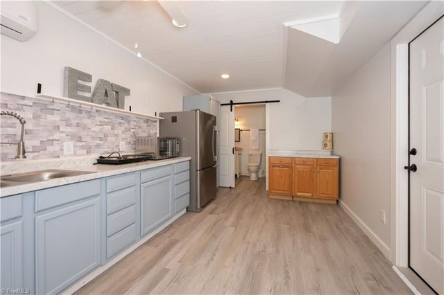 620 Lantern Ridge Drive, Winston-salem, NC 27104