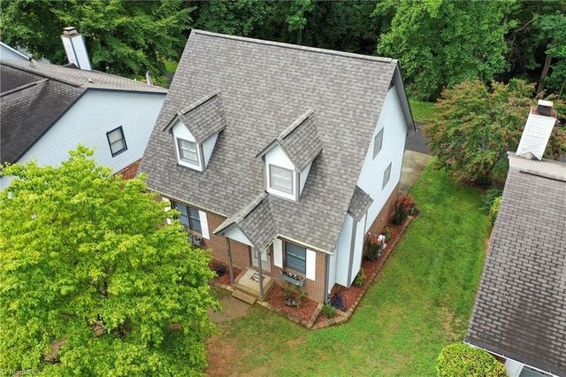 620 Lantern Ridge Drive, Winston-salem, NC 27104