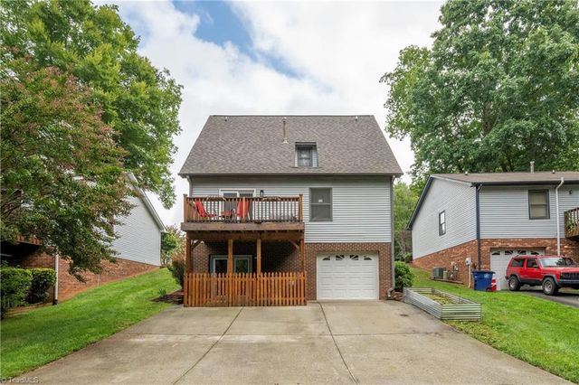 620 Lantern Ridge Drive, Winston-salem, NC 27104