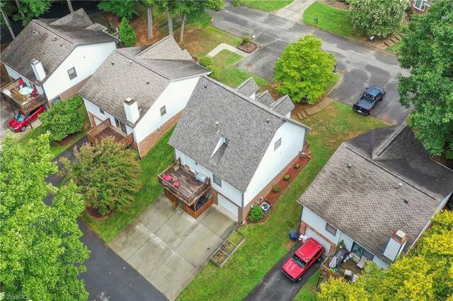 620 Lantern Ridge Drive, Winston-salem, NC 27104