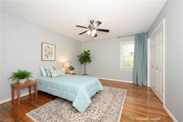620 Lantern Ridge Drive, Winston-salem, NC 27104