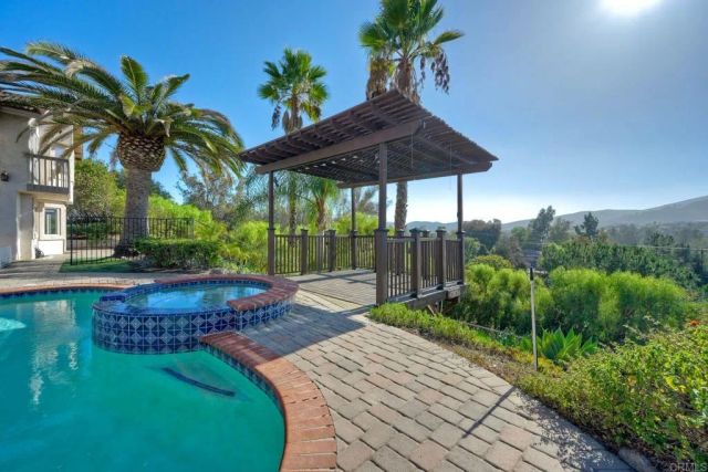 2795 Canyon Oak Pl Place, Escondido, CA 92029