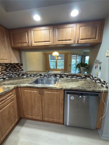 1300 SW 125th Ave 314K, Pembroke Pines, FL 33027