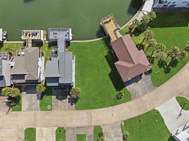 00 Bay Vista, Galveston, TX 77554