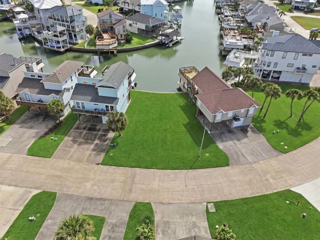 00 Bay Vista, Galveston, TX 77554