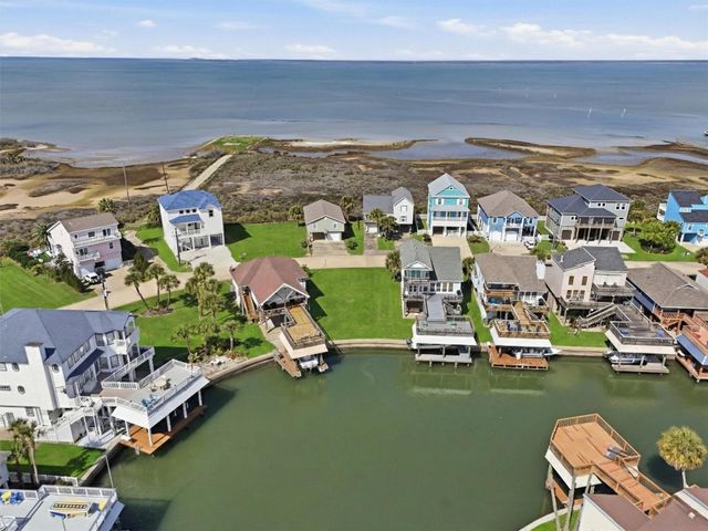 00 Bay Vista, Galveston, TX 77554
