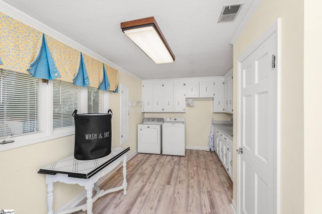 30 Pinto Court, Spartanburg, SC 29307