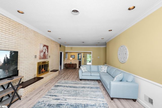 30 Pinto Court, Spartanburg, SC 29307