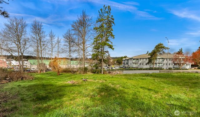 427 SE Ely Street, Oak Harbor, WA 98277