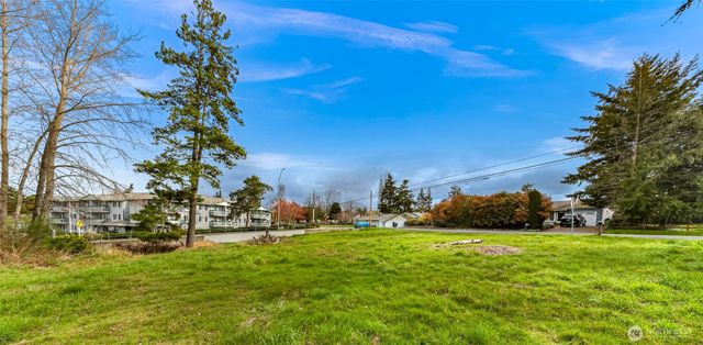 427 SE Ely Street, Oak Harbor, WA 98277