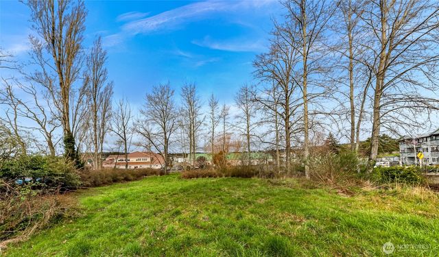 427 SE Ely Street, Oak Harbor, WA 98277