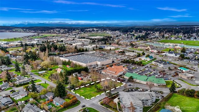 427 SE Ely Street, Oak Harbor, WA 98277
