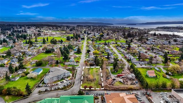 427 SE Ely Street, Oak Harbor, WA 98277