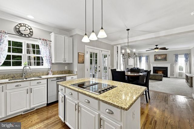 5 LAKEWIND LN, Stafford, VA 22554