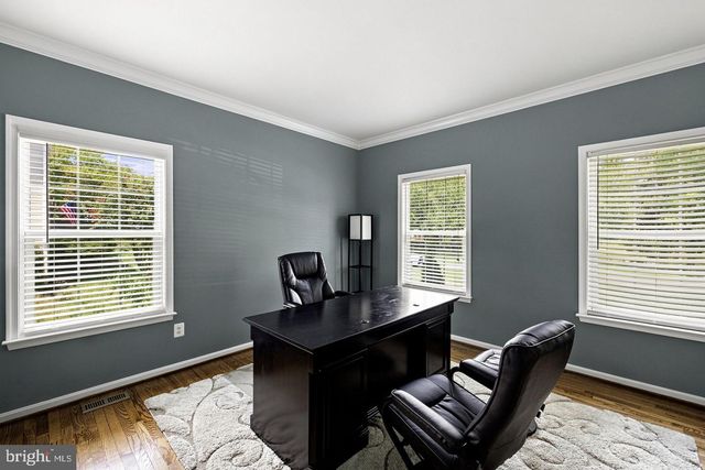 5 LAKEWIND LN, Stafford, VA 22554